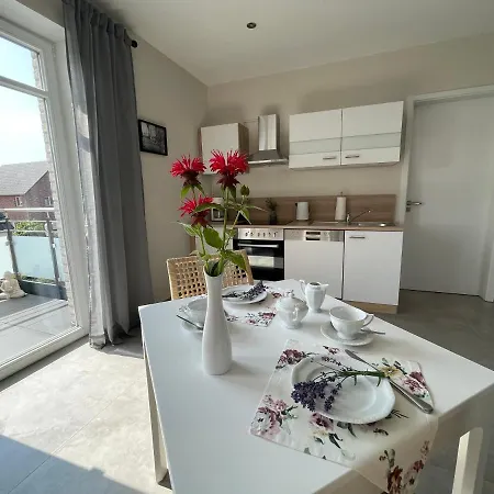 - Steinmetz Mit Balkon * Reken