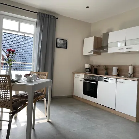 - Steinmetz Mit Balkon * Reken