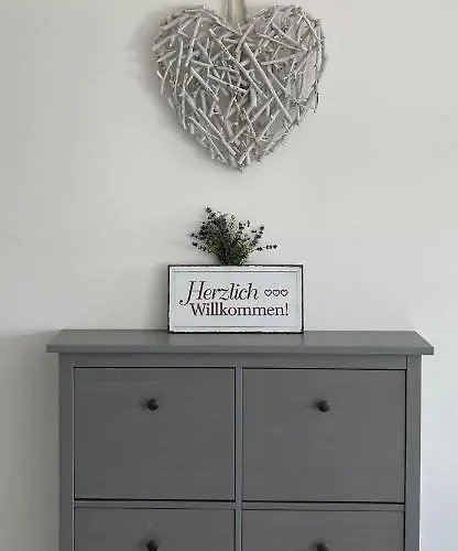 - Steinmetz Mit Balkon *