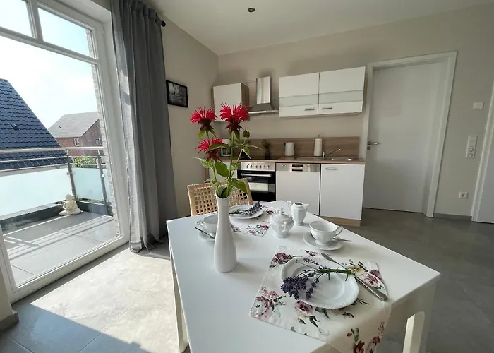 - Steinmetz Mit Balkon * Reken